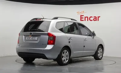 Kia Carens 2009, 98050 км, за 4200000 KRW