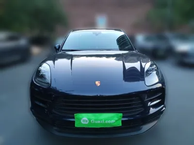 Porsche Macan 2018, 73300 км, за 196107.82 CNY