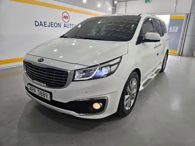 Kia Canival · 2015 год