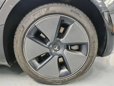 Tesla Model 3 2021, 68000 км, за 119800 CNY - фото 8