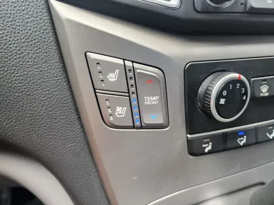 Hyundai Starex 2018, 107525 км, за 19800000 KRW - фото 18
