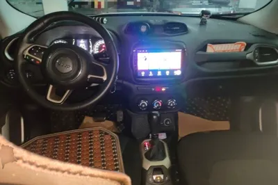 Jeep Renegade 2016, 71700 км, за 38952.36 CNY - фото 9