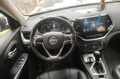 Jeep Cherokee 2017, 112200 км, за 47918.89 CNY - фото 10