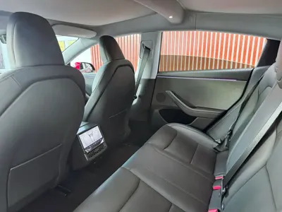 Tesla Model 3 2025, 27000 км, за 178800 CNY - фото 9