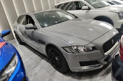 Jaguar XFL 2018, 120100 км, за 92262.04 CNY