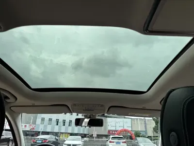 Mercedes-Benz C-Class 2019, 80000 км, за 95800 CNY - фото 25