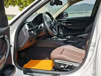 BMW 3 Series 2018, 76000 км, за 74000 CNY