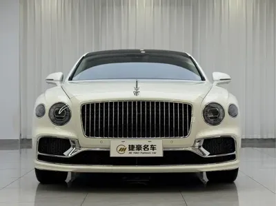 Bentley Flying Spur 2024, 5300 км, за 2938000 CNY