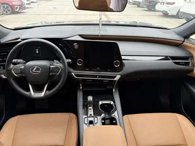 Lexus RX 2024, 35000 км, за 291800 CNY - фото 6