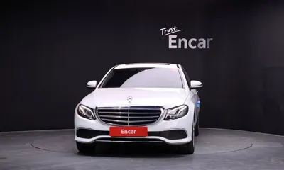 Mercedes-Benz E-Class 2017, 42007 км, за 24700000 KRW