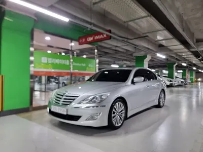 Hyundai Genesis · 2013 год