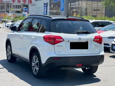 Suzuki Vitara 2017, 110000 км, за 35800 CNY - фото 9