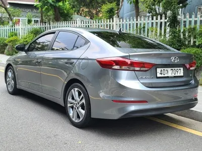 Hyundai Avante 2018, 94808 км, за 6500000 KRW