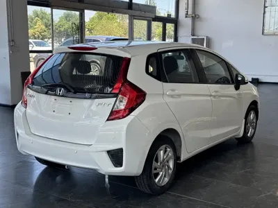 Honda Fit 2015, 60000 км, за 32599 CNY