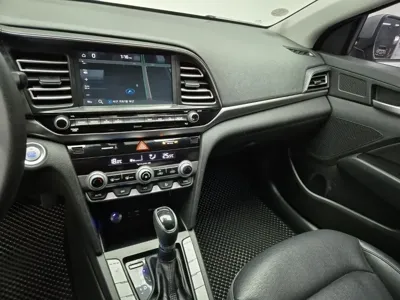 Hyundai Avante 2019, 164638 км, за 8200000 KRW - фото 10