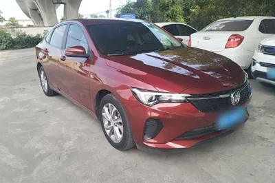 Buick Verano 2022, 41300 км, за 65661.59 CNY
