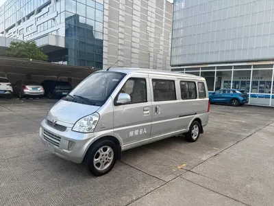 Wuling Rongguang 2015, 120000 км, за 17800 CNY