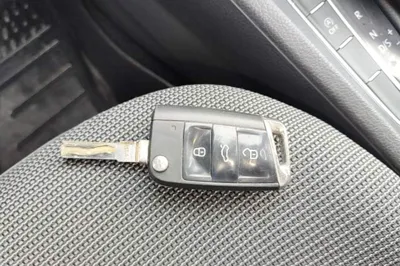 Volkswagen Golf 2018, 122400 км, за 62092.65 CNY - фото 23