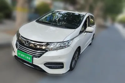 Honda Odyssey 2018, 147500 км, за 115629.62 CNY - фото 1