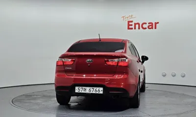 Kia Pride 2014, 134445 км, за 6500000 KRW