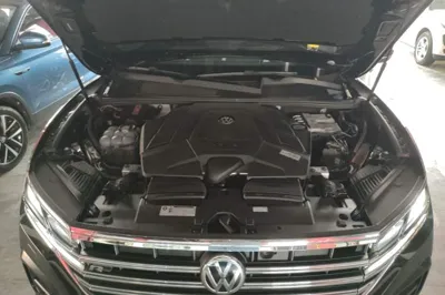 Volkswagen Touareg 2019, 132500 км, за 222103.92 CNY - фото 24