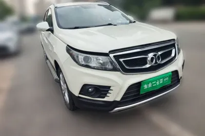 BAIC Senova X55 2016, 97100 км, за 19415 CNY - фото 3