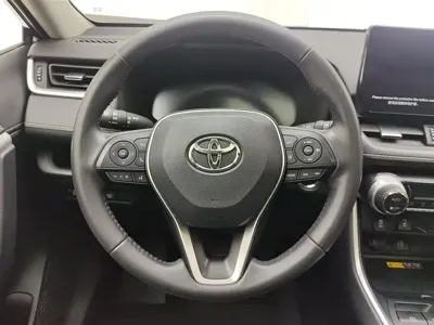 Toyota RAV4 2024, 40900 км, за 129300 CNY - фото 15