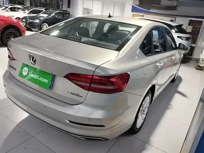 Volkswagen Lavida 2020, 65300 км, за 48200 CNY - фото 7