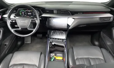 Audi e-tron 2022, 135064 км, за 44200000 KRW - фото 7