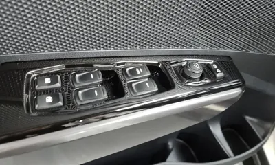 KG_Mobility_Ssangyong TIBOLI 2025, 32750 км, за 16900000 KRW - фото 30