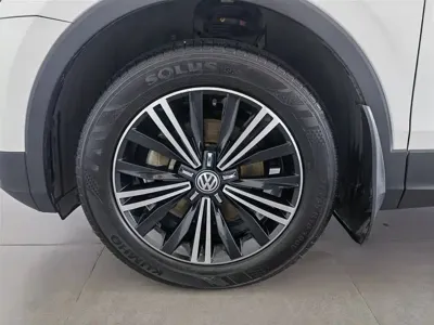 Volkswagen Tiguan L 2018, 133100 км, за 58800 CNY - фото 17