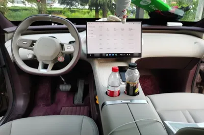 Xiaomi Auto YU7 2025, 22500 км, за 196189.13 CNY - фото 10