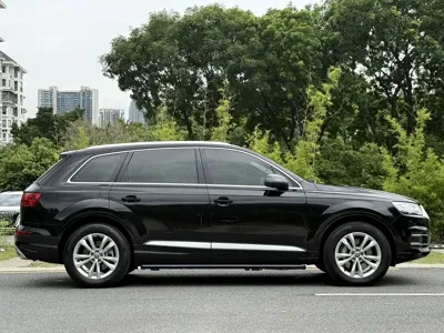 Audi Q7 2019, 69000 км, за 208000 CNY