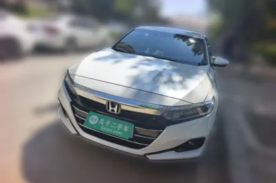 Honda Accord 2022, 80300 км, за 104457.38 CNY