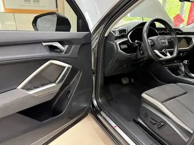 Audi Q3 2023, 27000 км, за 225799 CNY - фото 8