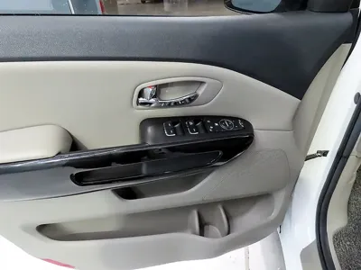 Kia Canival 2019, 115672 км, за 16000000 KRW - фото 12