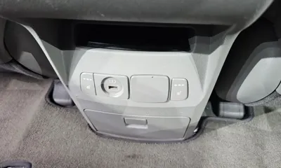 Kia Canival 2019, 123035 км, за 12500000 KRW - фото 18