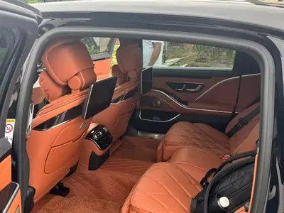 Mercedes-Benz S-Class 2023, 28200 км, за 918000 CNY