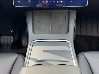 Tesla Model Y 2023, 46000 км, за 145800 CNY - фото 19