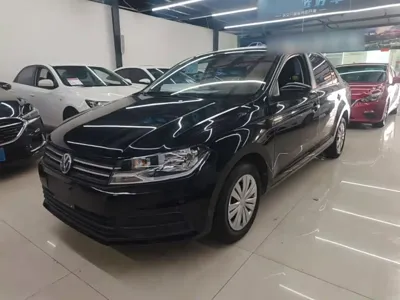 Volkswagen Santana 2018, 42000 км, за 22300 CNY
