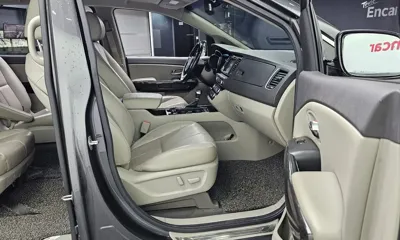 Kia Canival 2018, 97599 км, за 12100000 KRW - фото 11