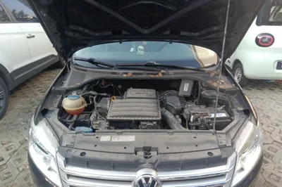 Volkswagen Santana 2015, 86600 км, за 23358.57 CNY - фото 21