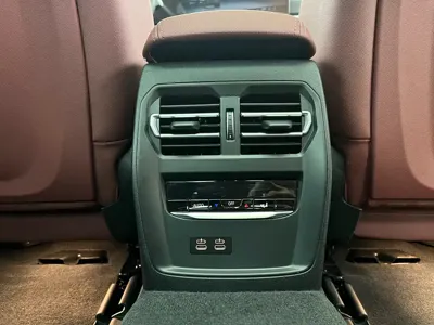 BMW i3 2024, 15600 км, за 145800 CNY - фото 19
