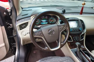 Buick LaCrosse 2013, 62800 км, за 40903.38 CNY - фото 11