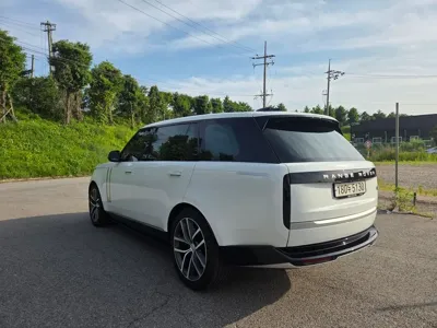 Land Rover Range Rover 2023, 29000 км, за 169000000 KRW
