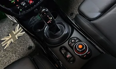 MINI Clubman 2020, 36441 км, за 11648.23 USD - фото 9