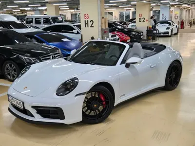 Porsche 911 · 2023 год