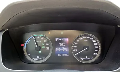 Hyundai Sonata 2015, 178112 км, за 7900000 KRW - фото 8