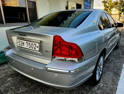 Volvo S60 2007, 165885 км, за 3900000 KRW