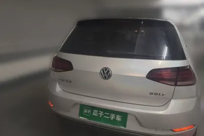 Volkswagen Golf 2018, 111500 км, за 52677.46 CNY - фото 5